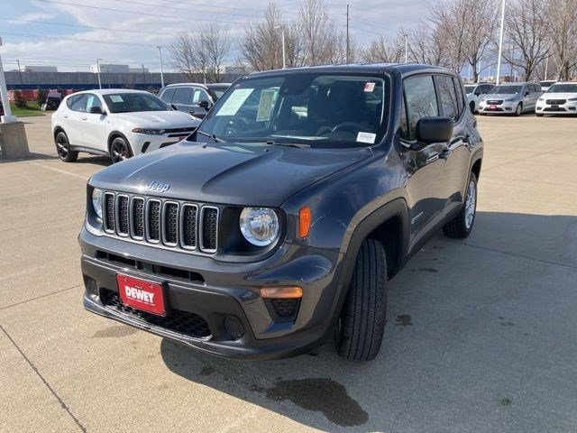 Certified 2023 Jeep Renegade Latitude image 3