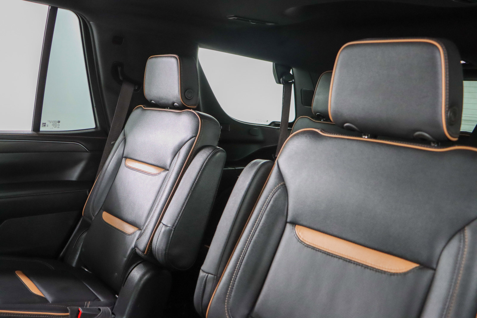 Used 2022 GMC Yukon AT4 image 28