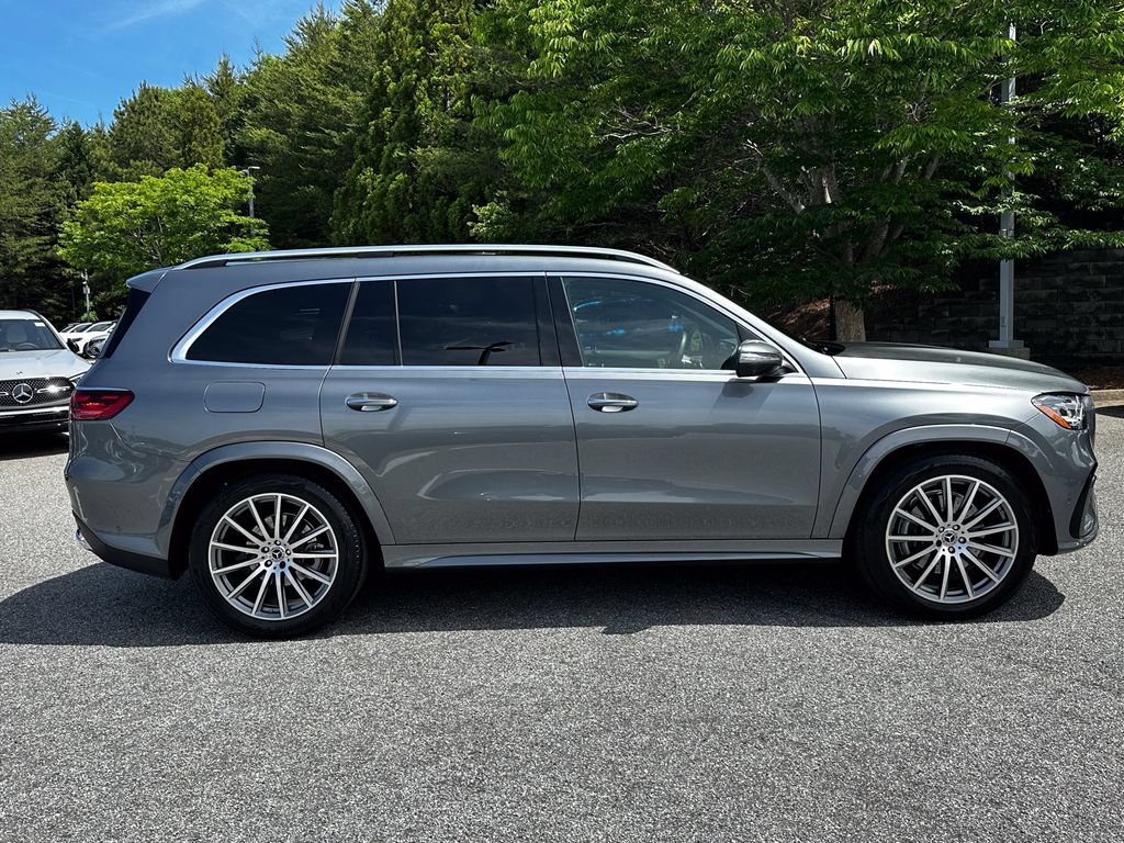 Certified 2025 Mercedes-Benz GLS 450 4MATIC image 9