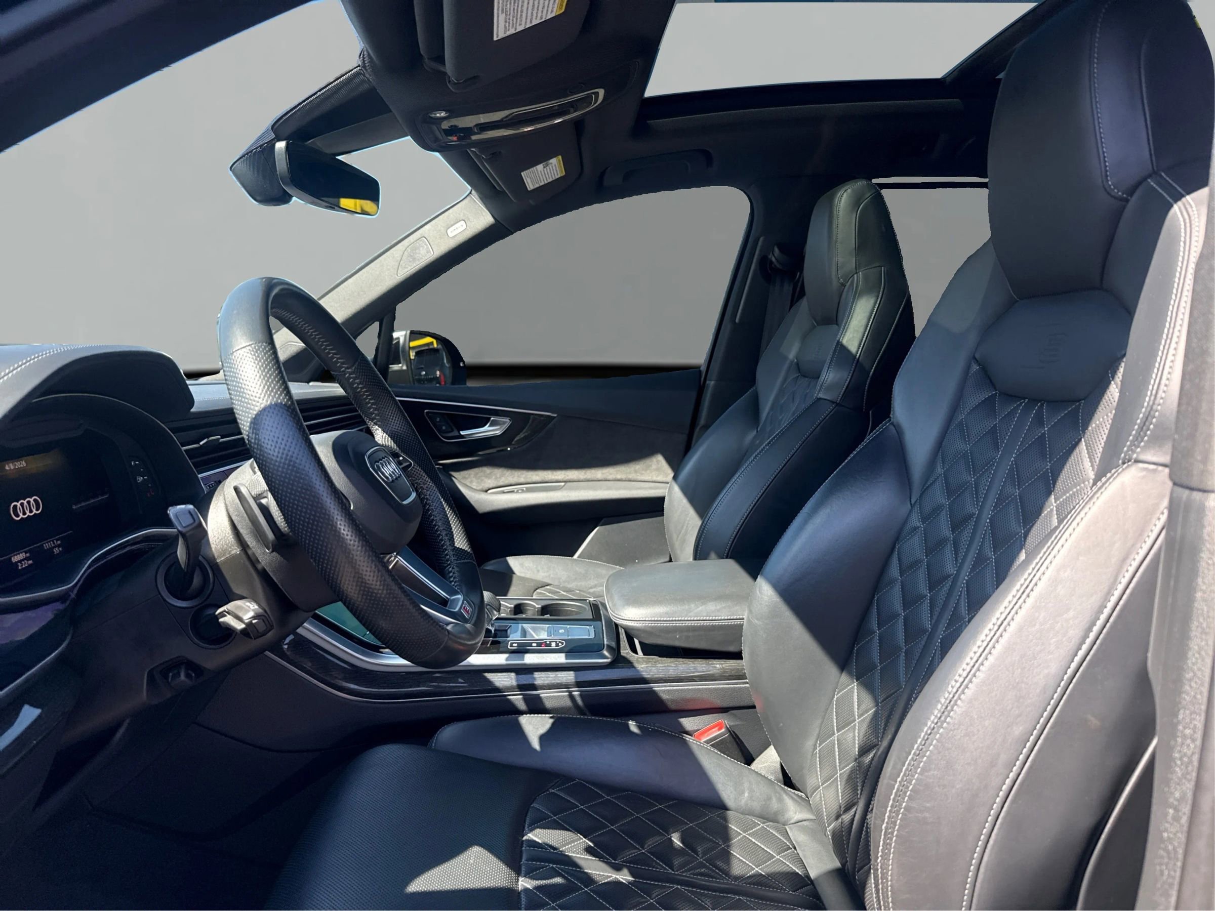 Used 2020 Audi SQ7 Prestige image 9