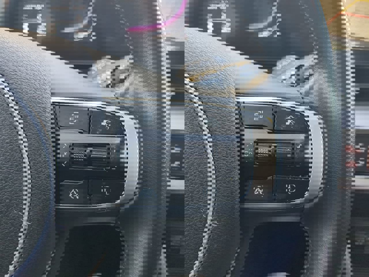 Certified 2024 Kia Sportage EX image 23