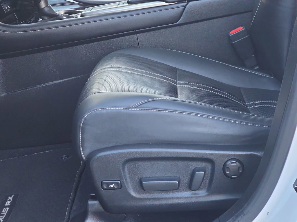 Certified 2022 Lexus RX 450hL Luxury w/ Cold Area Package (CT) image 30