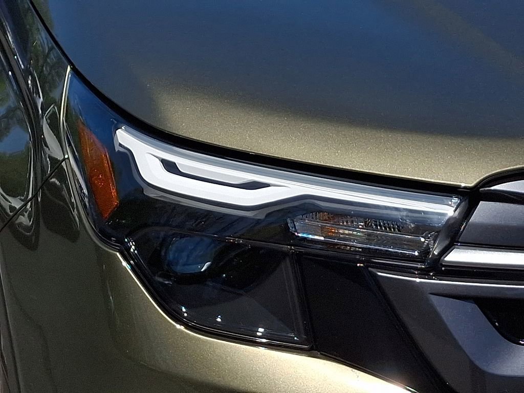 Used 2025 Subaru Forester Premium AWD/4WD image 9