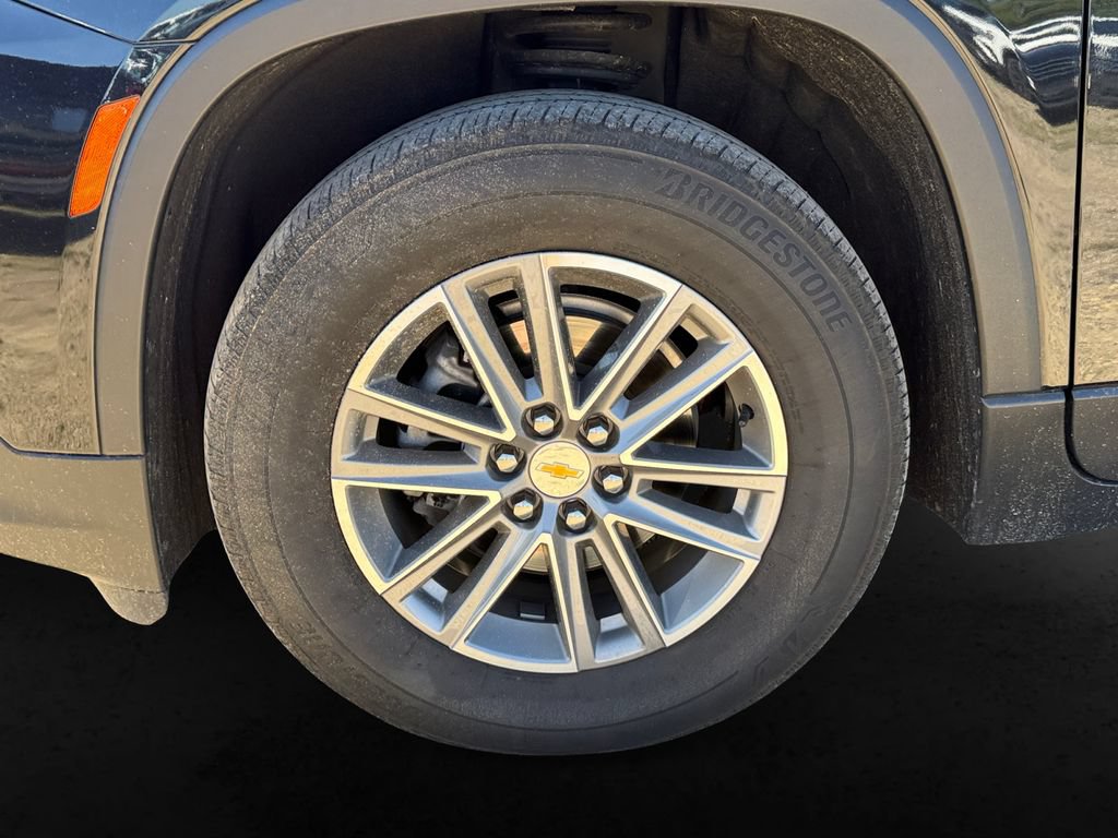 Used 2024 Chevrolet Traverse LT AWD/4WD image 13
