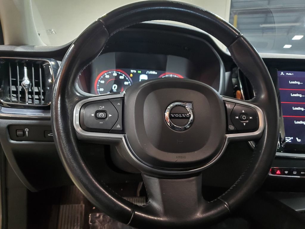 Used 2020 Volvo S60 T6 Momentum AWD/4WD image 26