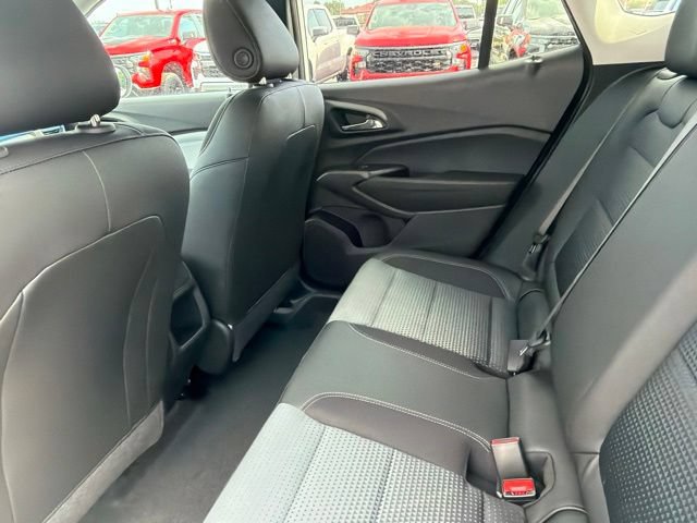 New 2026 Chevrolet Trax LT w/ Driver Confidence Package FWD image 20