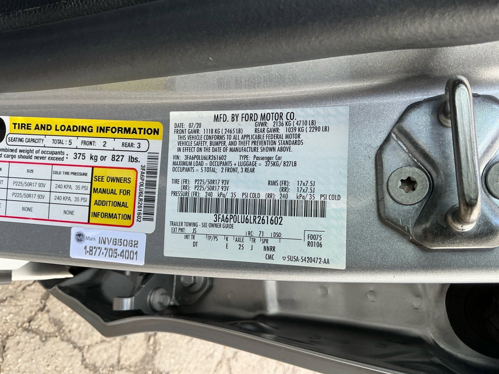 Used 2020 Ford Fusion SE image 22