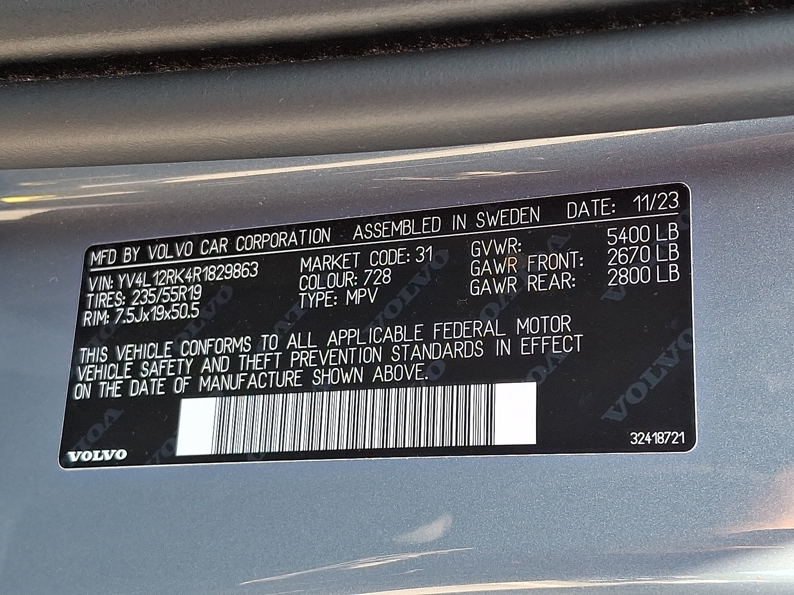 Certified 2024 Volvo XC60 B5 Core w/ Protection Package Premier AWD/4WD image 28
