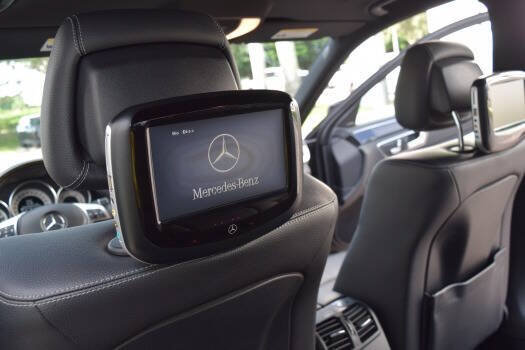 Used 2014 Mercedes-Benz E 250 BlueTEC Sedan image 45
