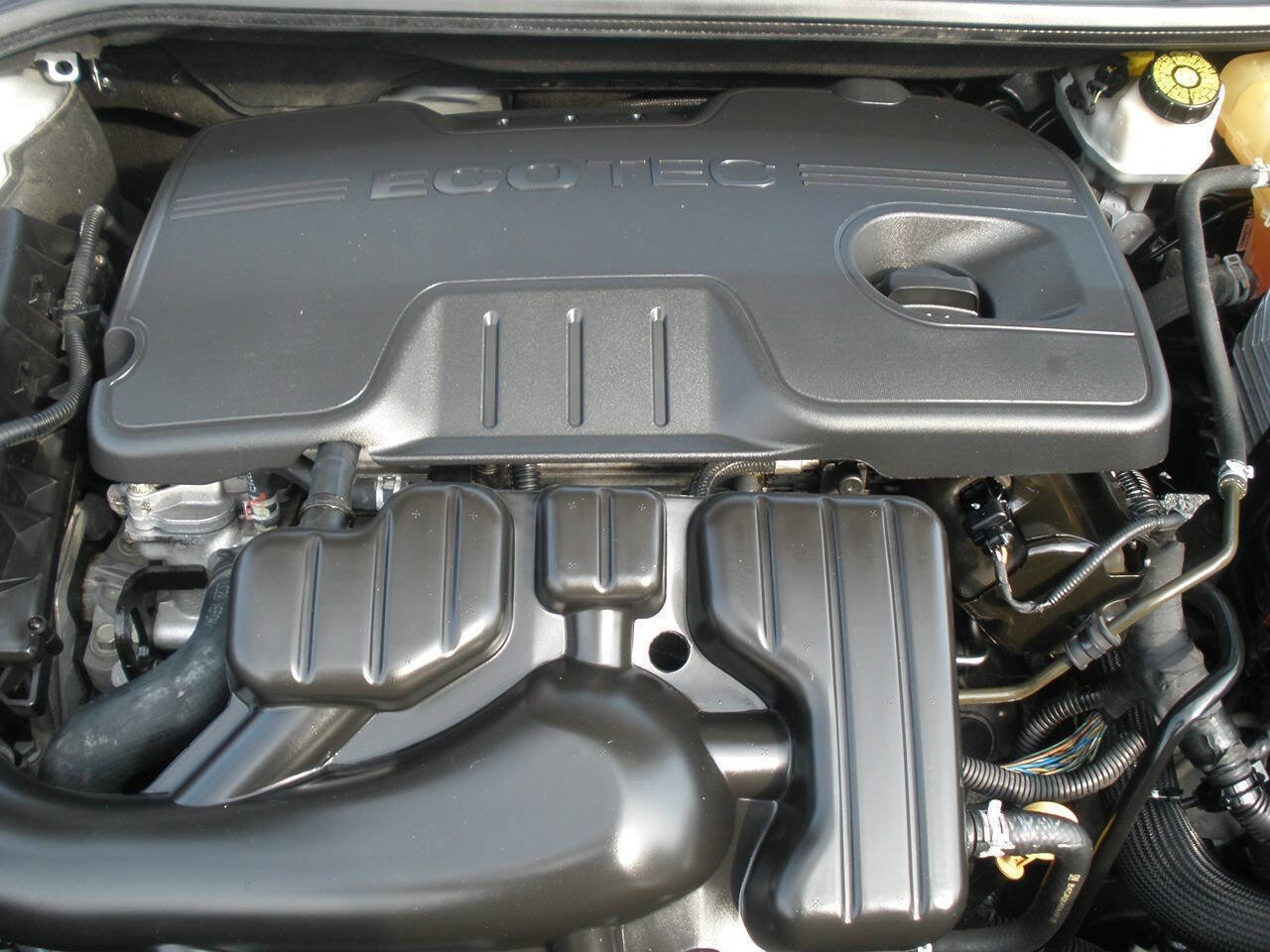 Used 2012 Buick Verano Leather FWD image 13