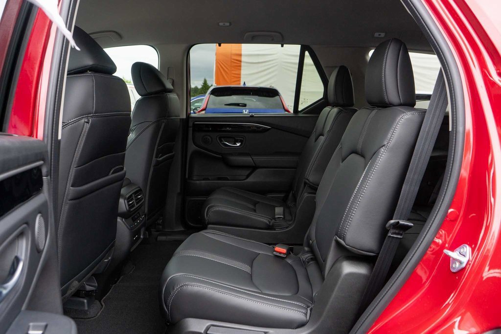 New 2025 Honda Pilot EX-L image 11