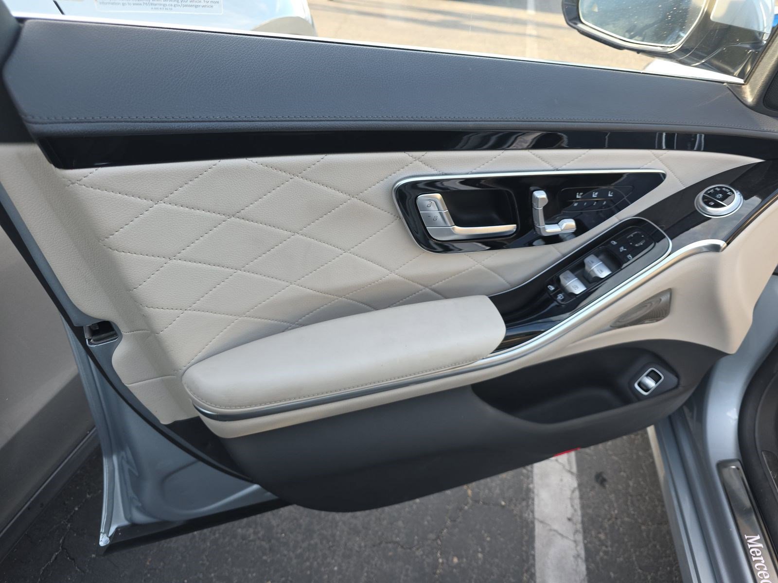 Used 2022 Mercedes-Benz S 500 4MATIC image 13