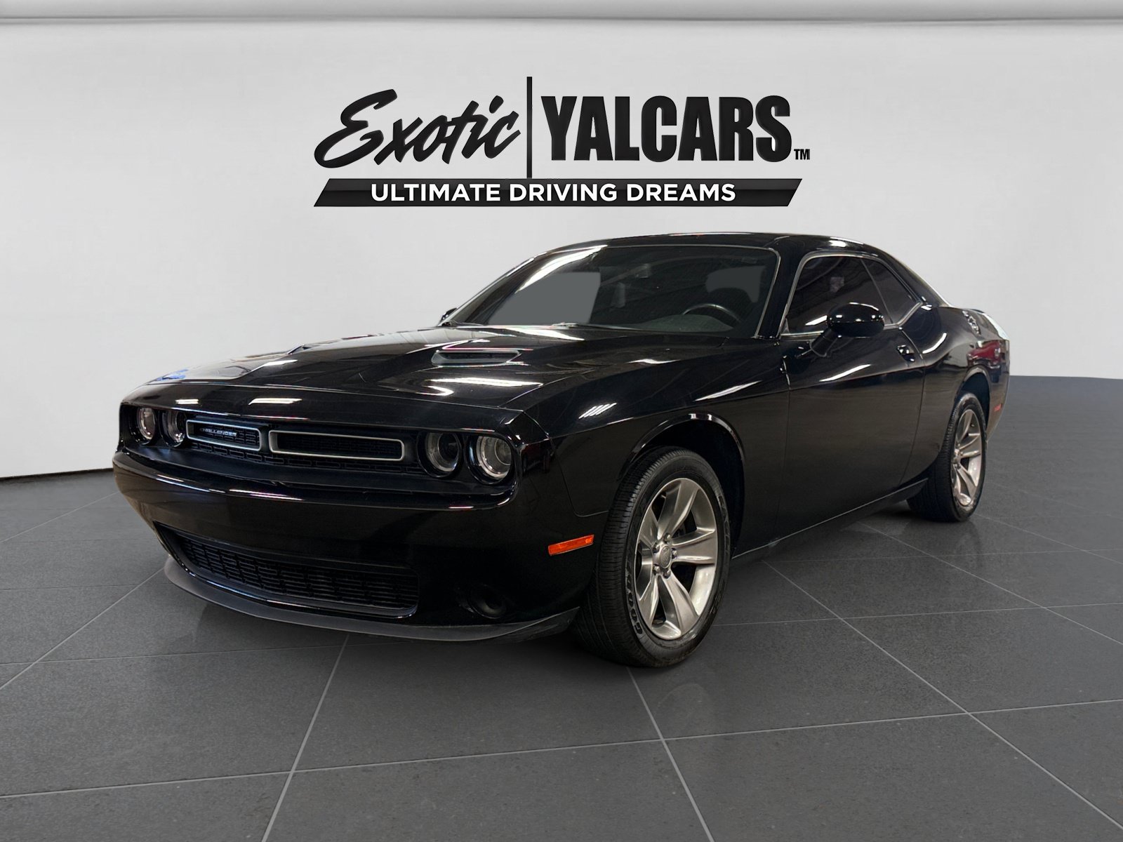 Used 2019 Dodge Challenger SXT
