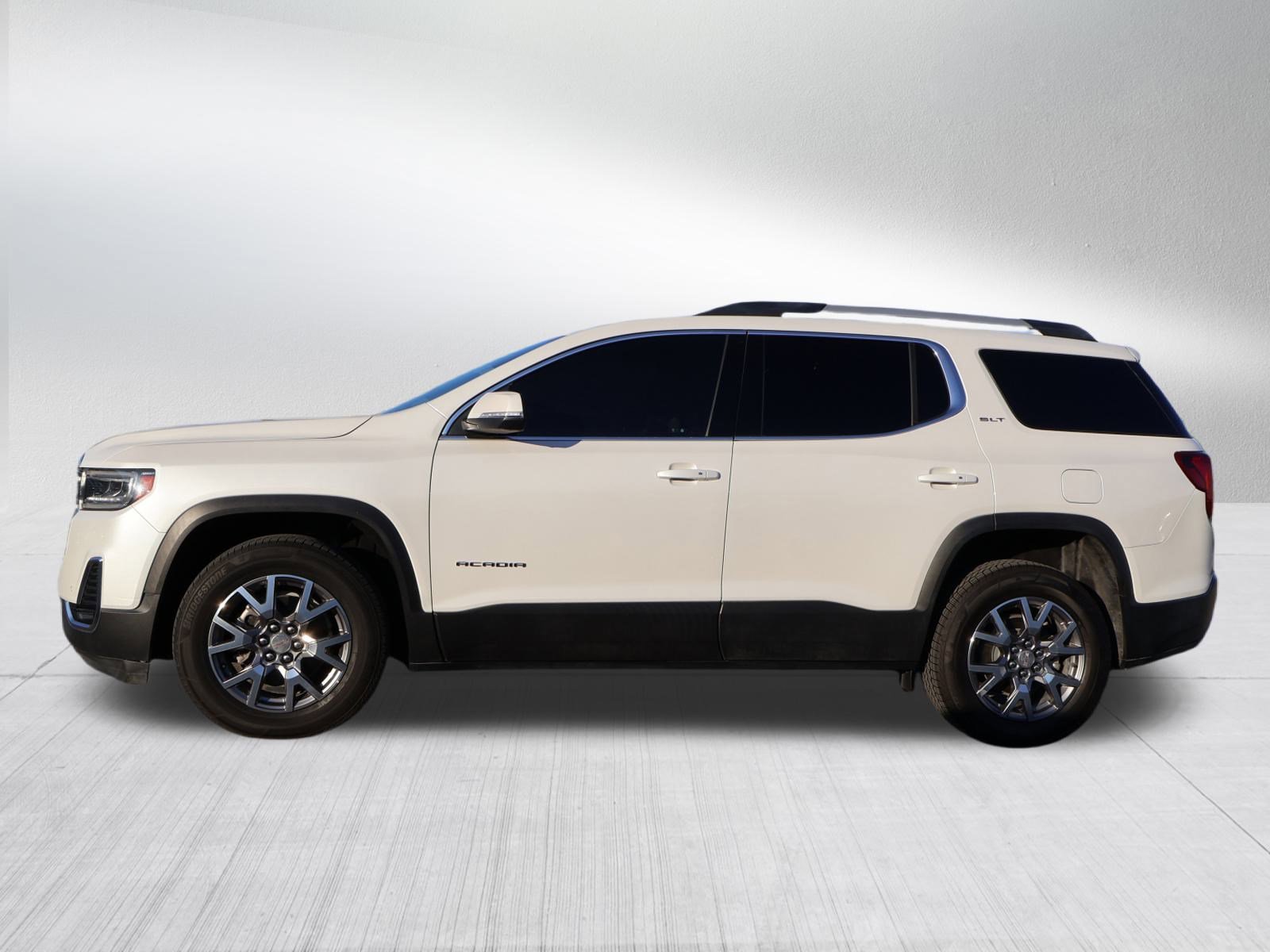 Used 2021 GMC Acadia SLT w/ Premium Package image 4
