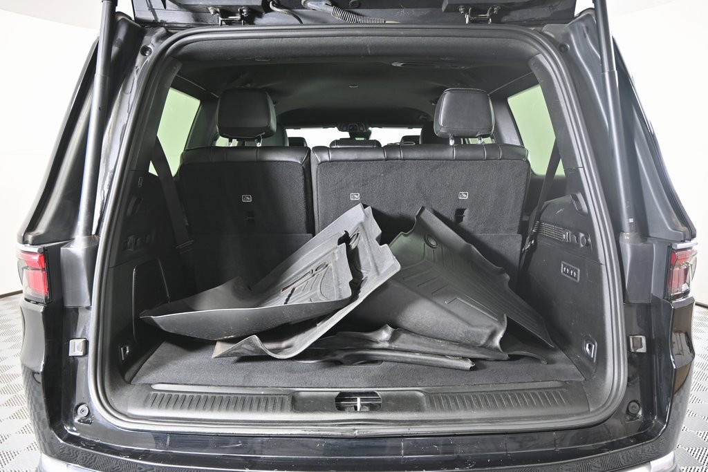 Used 2022 Jeep Wagoneer Series III image 18