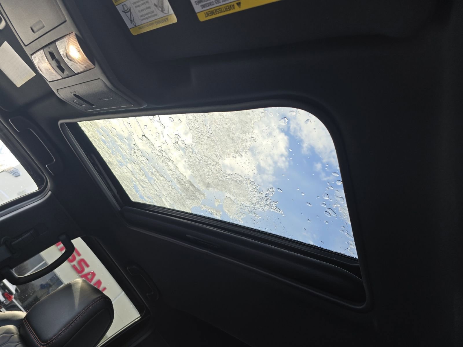 Used 2023 Nissan Frontier PRO-4X w/ Pro-4X Premium Package image 4