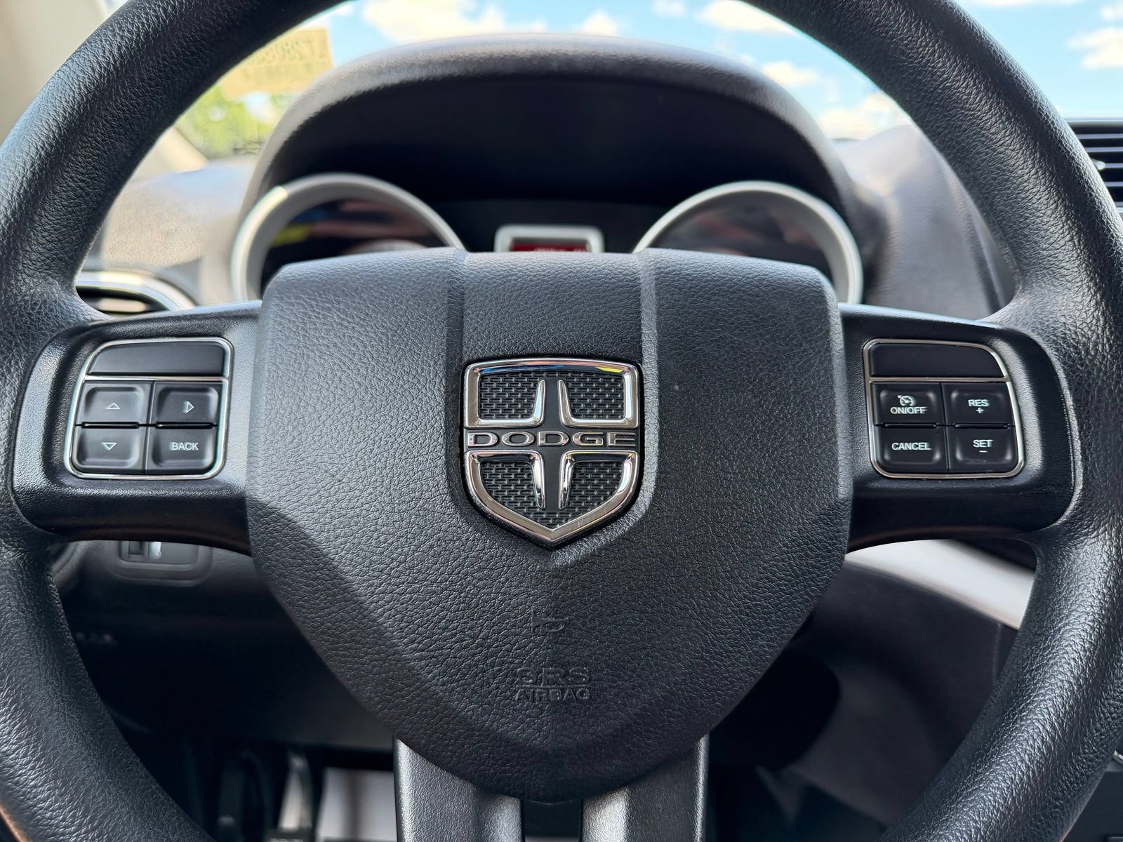 Used 2020 Dodge Journey SE FWD image 19