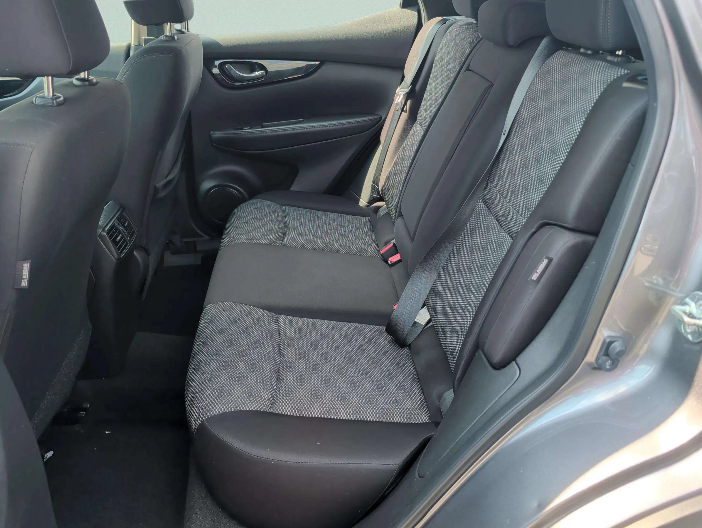 Used 2021 Nissan Rogue Sport SV FWD image 27