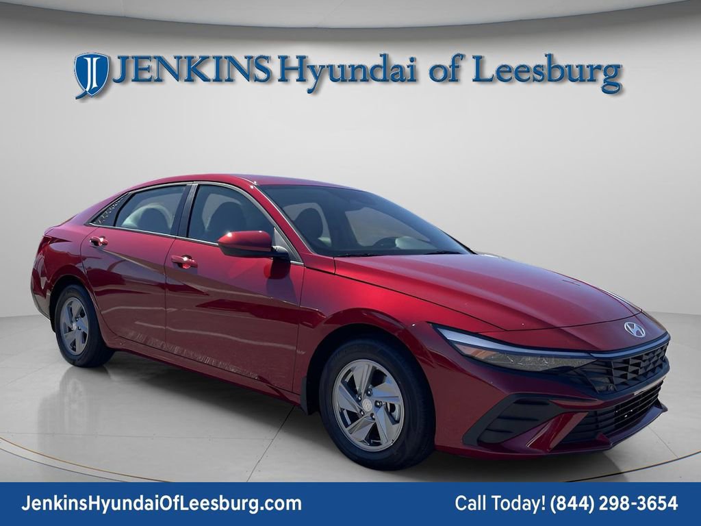 New 2026 Hyundai Elantra SE