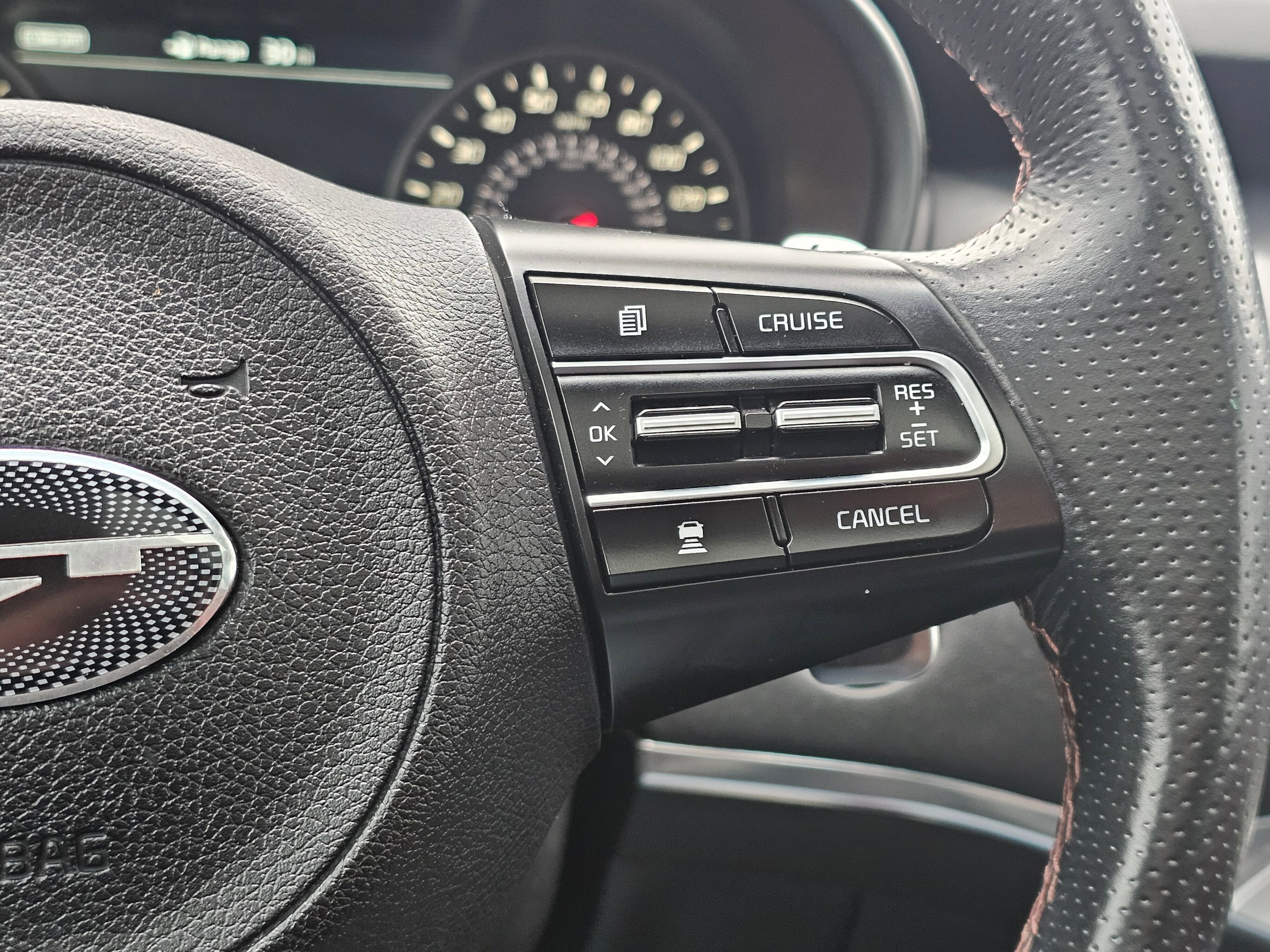 Used 2019 Kia Stinger GT2 image 32