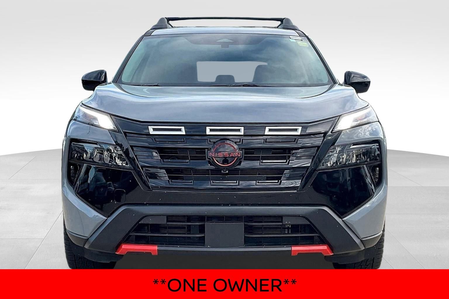 Certified 2025 Nissan Rogue SV image 5