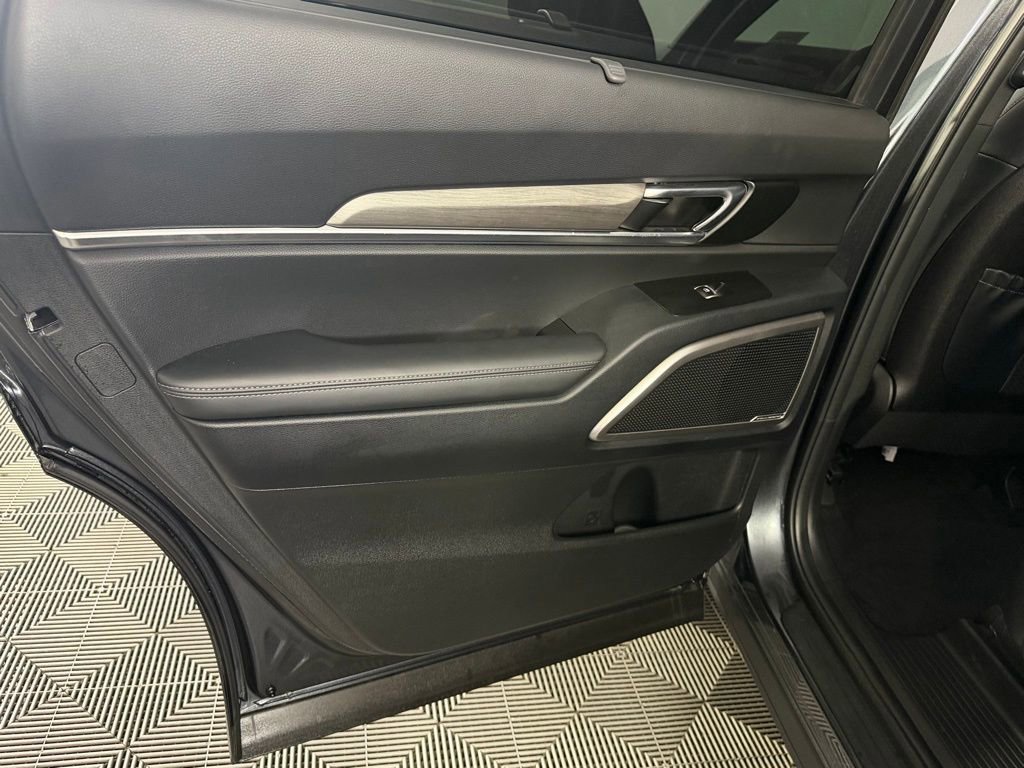 Used 2024 Kia Telluride EX X-Line image 28