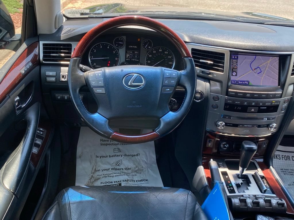 Used 2014 Lexus LX 570 4WD image 9