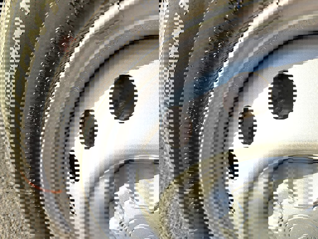 New 2025 Ford Maverick XL w/ Equipment Group 101A image 10