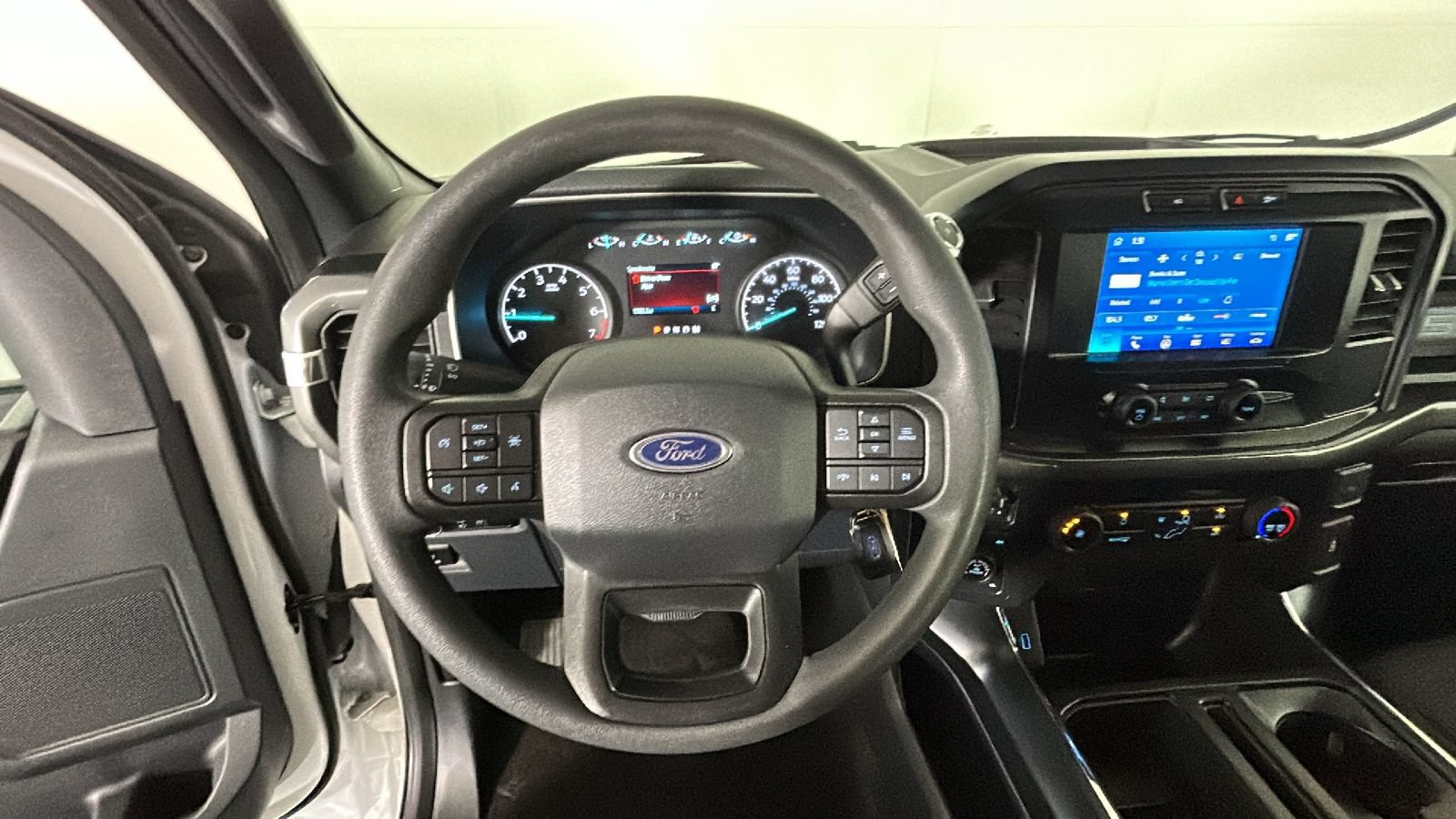 Used 2023 Ford F150 XL AWD/4WD image 17
