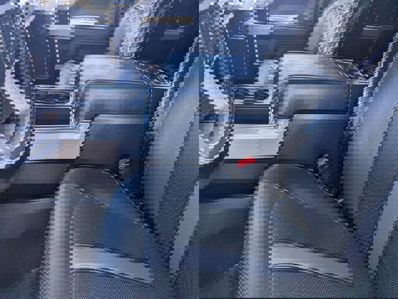 Used 2018 Ford F450 Platinum w/ Platinum Ultimate Package AWD/4WD image 19