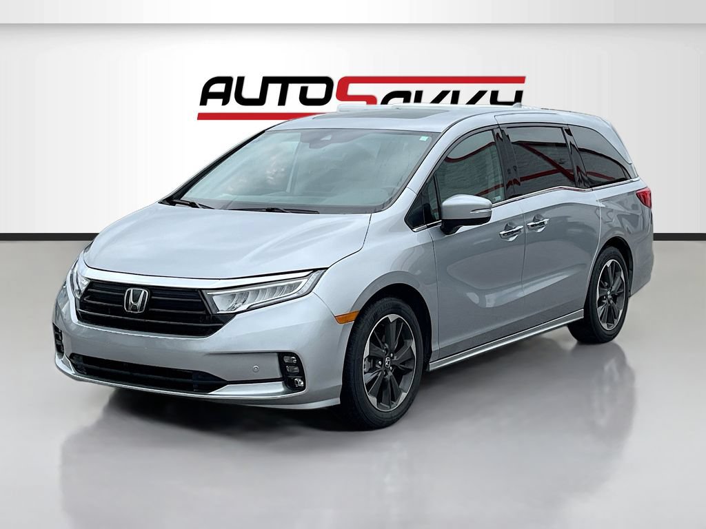 Used 2024 Honda Odyssey Elite image 3