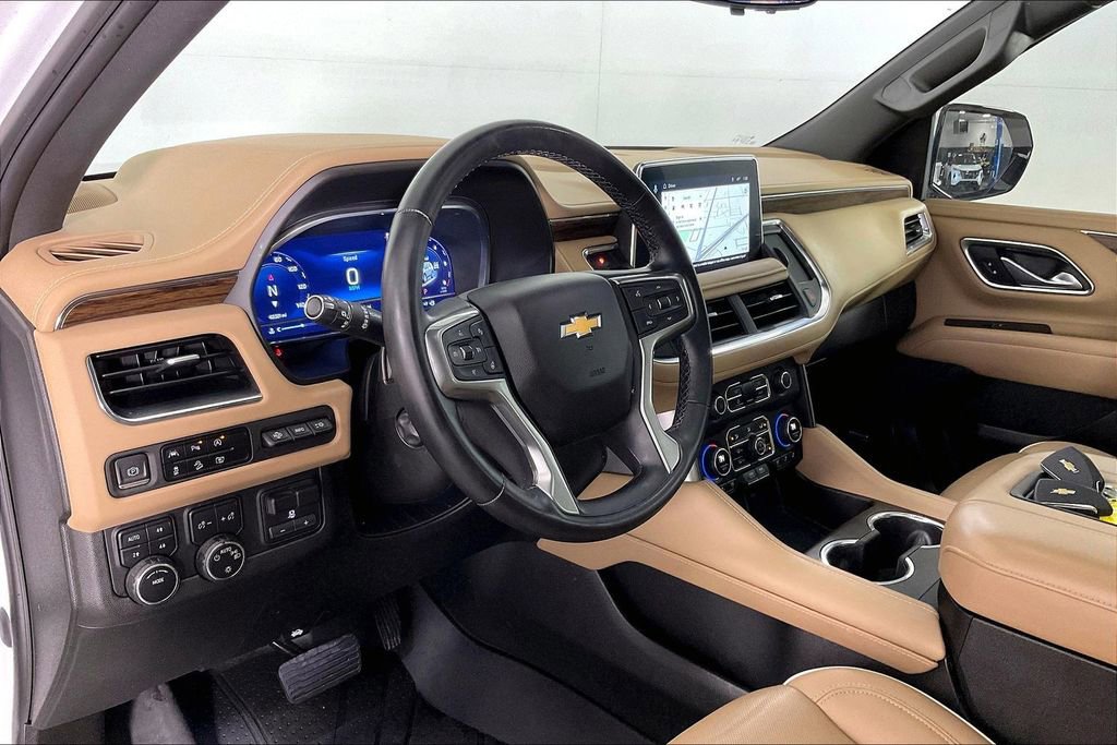 Used 2023 Chevrolet Tahoe Premier w/ Premium Package AWD/4WD image 18