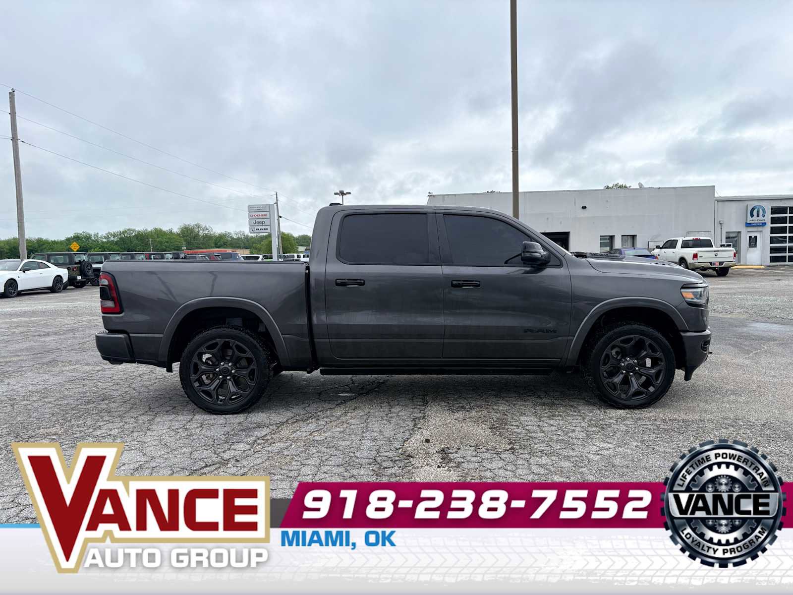 Used 2024 RAM 1500 Limited AWD/4WD image 8