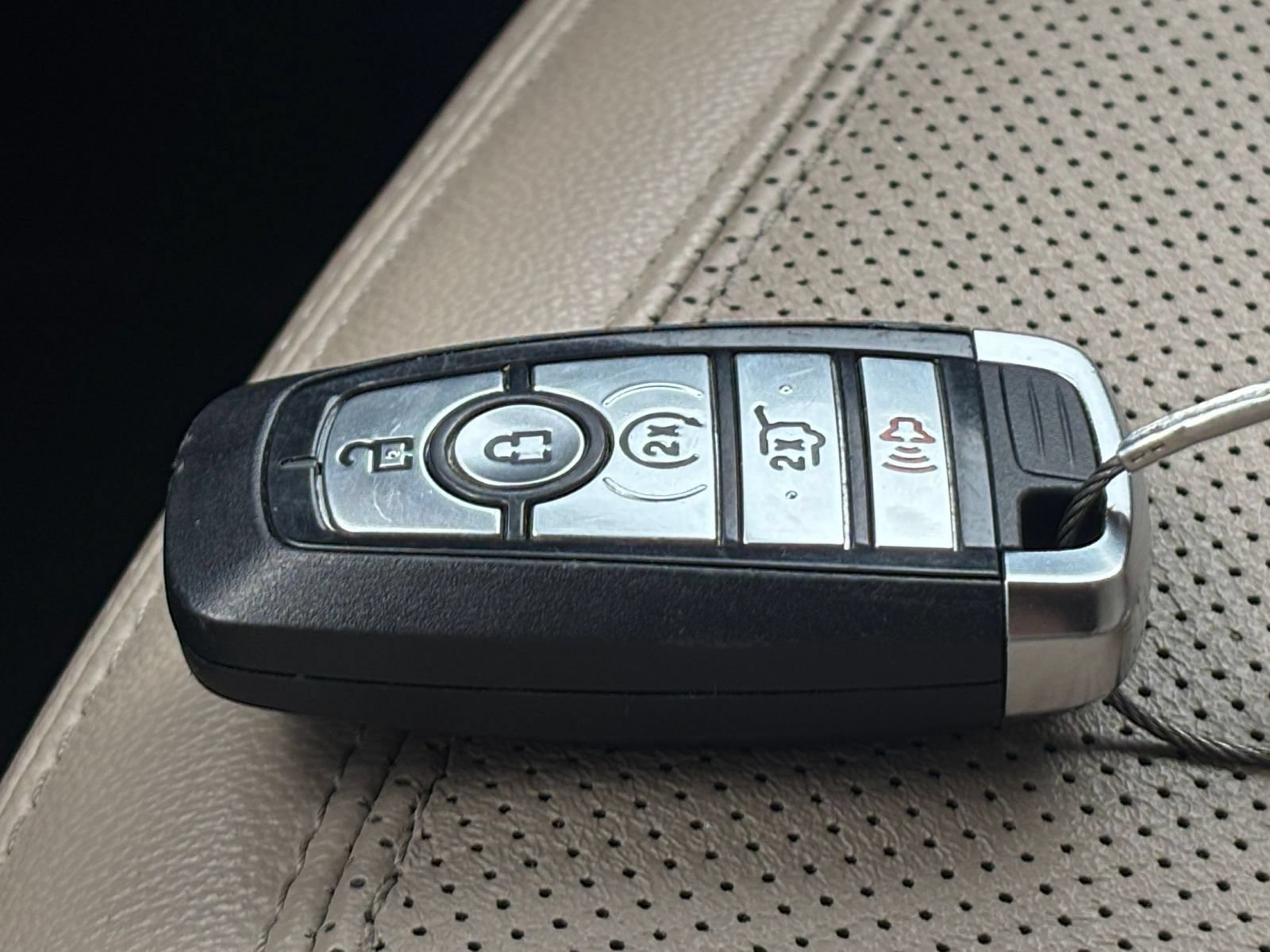Used 2024 Ford Expedition Max Limited AWD/4WD image 21