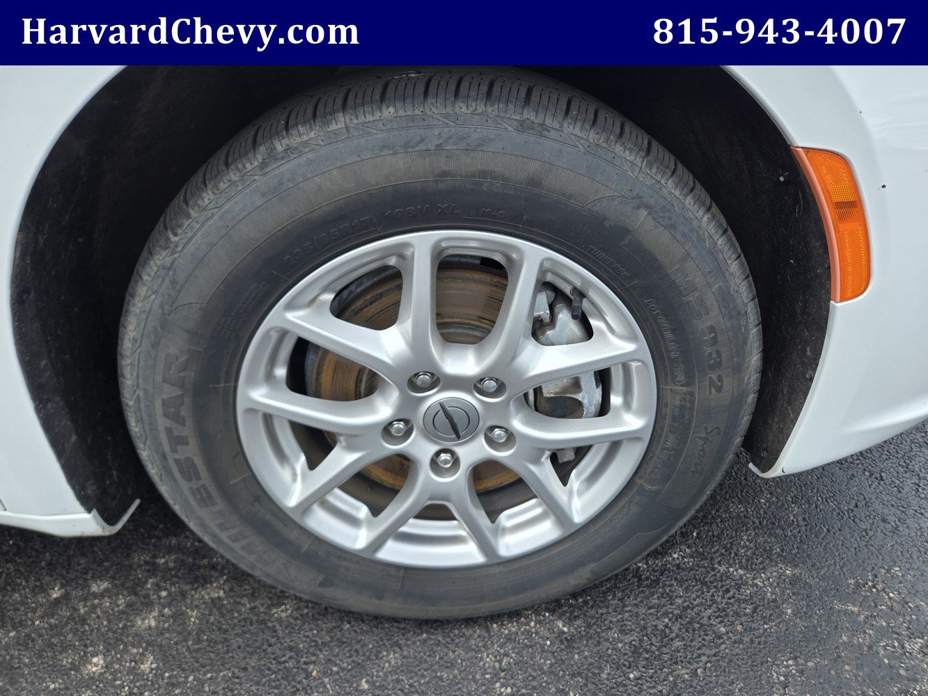 Used 2023 Chrysler Pacifica Touring-L FWD image 42