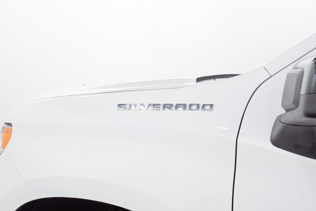 Used 2026 Chevrolet Silverado 1500 RST AWD/4WD image 5