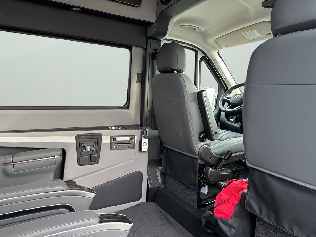 New 2025 RAM ProMaster 2500 w/ Advanced Safety Group image 17