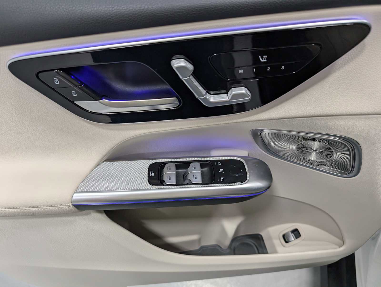 Certified 2026 Mercedes-Benz GLC 300 4MATIC image 36