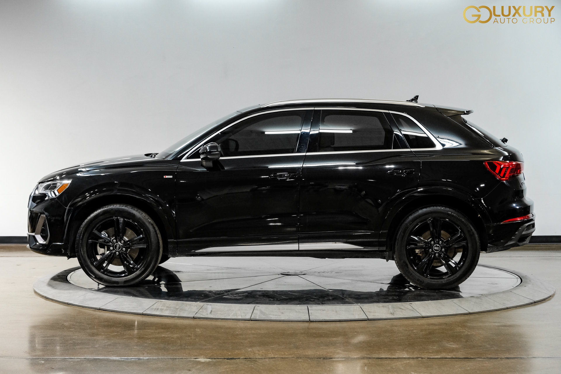 Used 2024 Audi Q3 2.0T Premium AWD/4WD image 13
