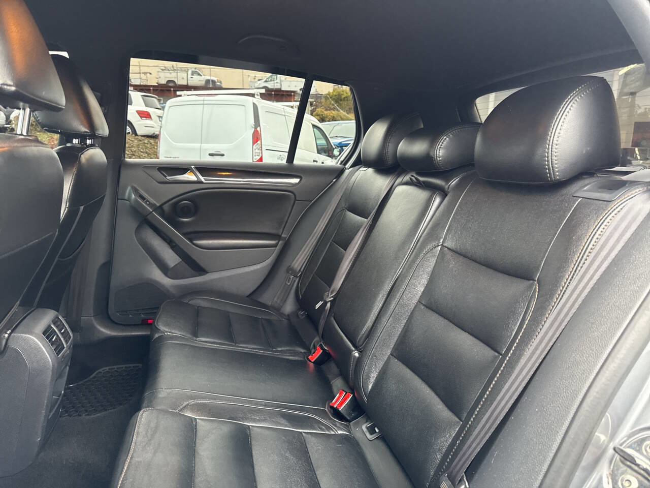 Used 2012 Volkswagen Golf 4-Door image 23