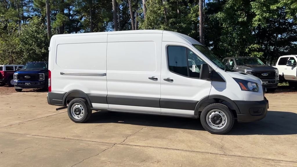 New 2025 Ford Transit 250 148 Medium Roof image 7