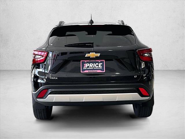 Used 2024 Chevrolet Trax LT w/ Driver Confidence Package FWD image 4