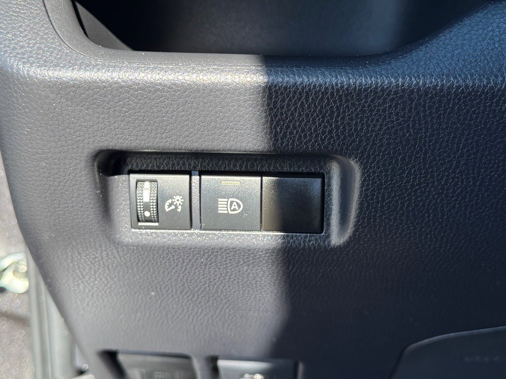 Used 2024 Toyota RAV4 LE image 21