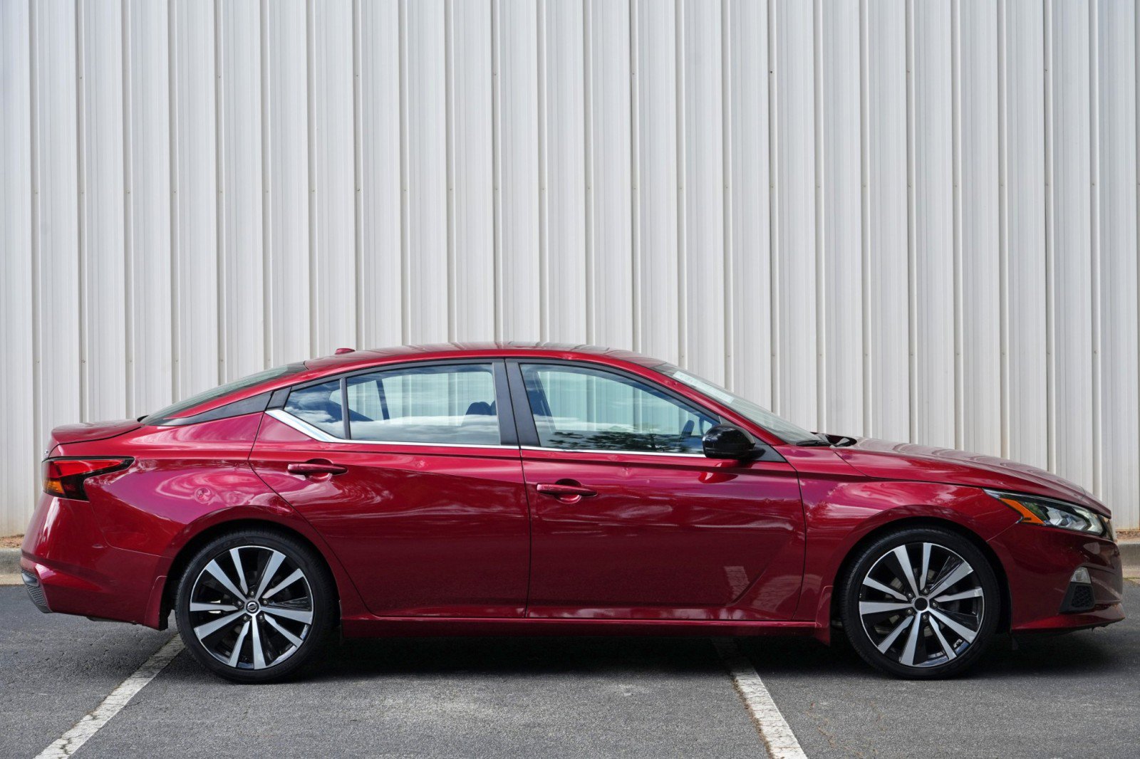 Used 2020 Nissan Altima 2.0 SR FWD image 46