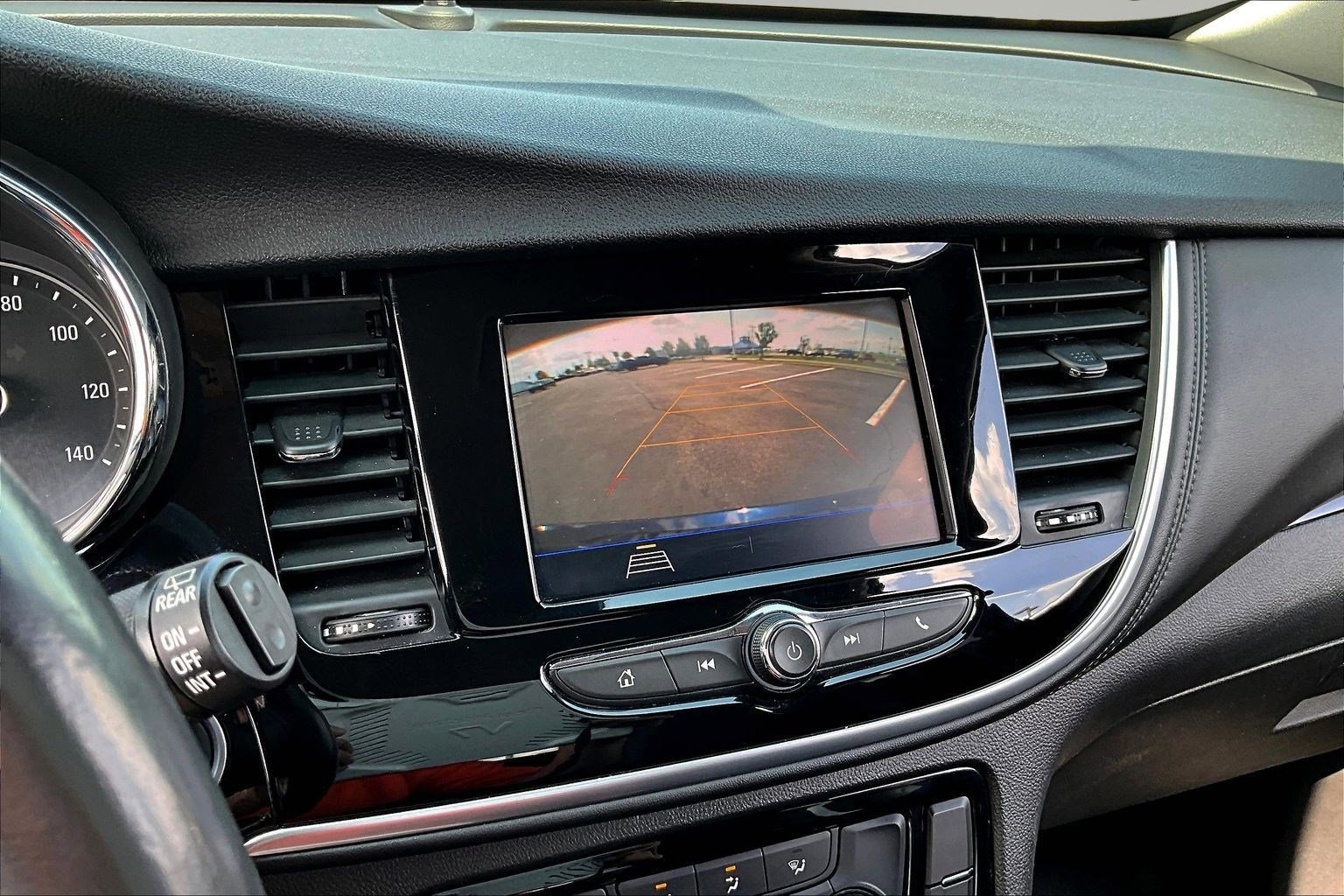 Used 2022 Buick Encore Preferred w/ Safety Package image 14