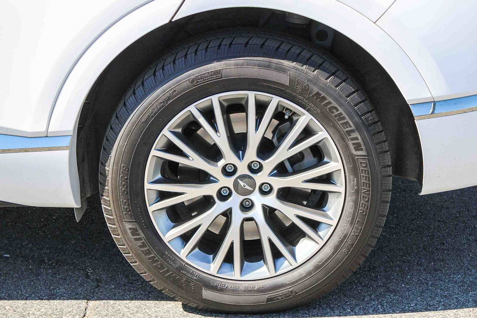 Used 2023 Genesis GV80 2.5T image 8