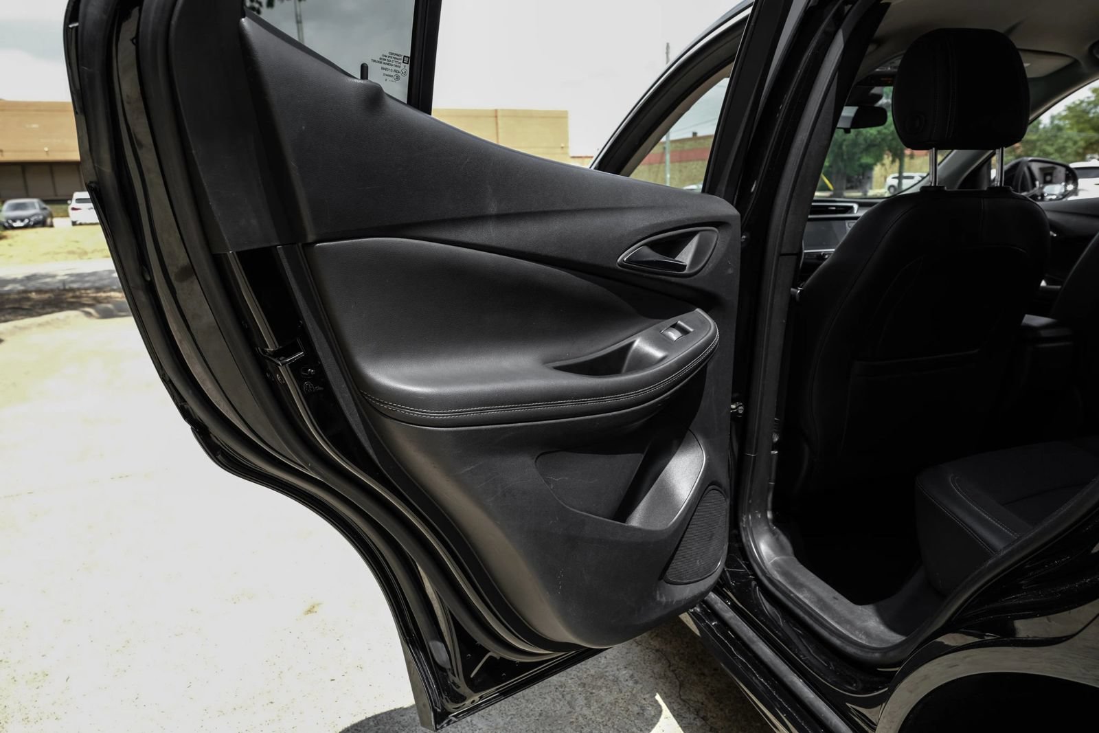 Used 2023 Buick Encore GX Select w/ Sport Touring Package FWD image 42