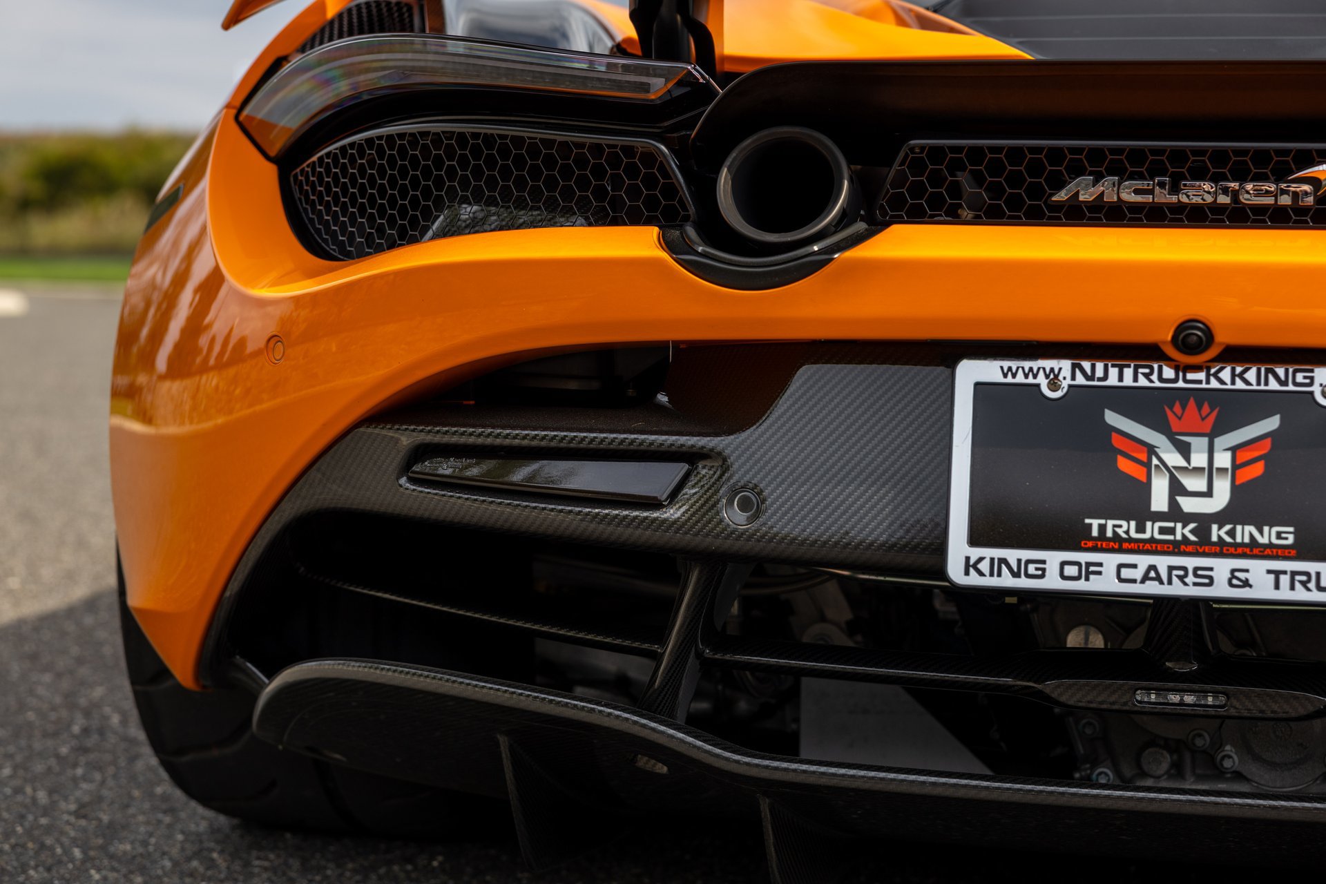 Used 2019 McLaren 720S RWD image 33