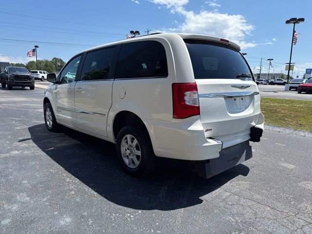 Used 2012 Chrysler Town & Country Touring w/ Entertainment Group #1 FWD image 25