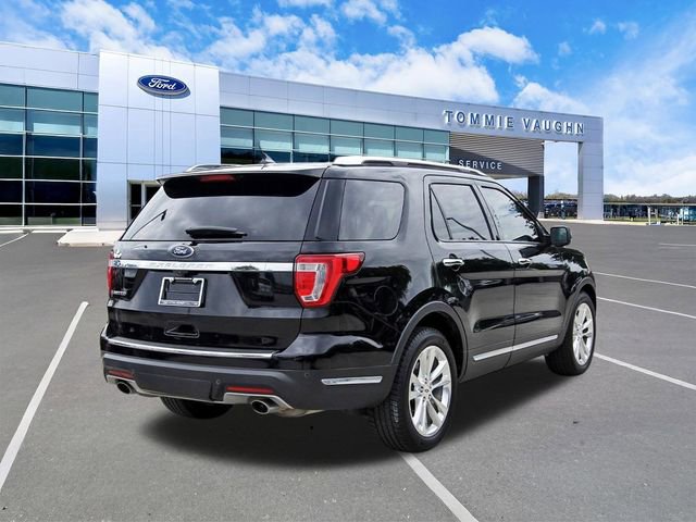 Used 2019 Ford Explorer Limited w/ Ford Safe & Smart Package image 4